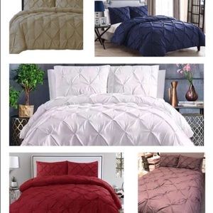 7 pieces Down alternative filled comforter set